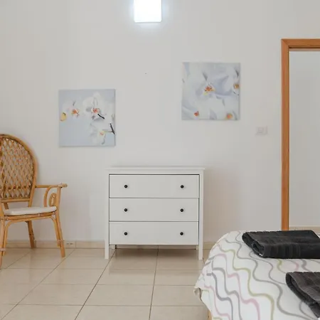 فيلة Casa Blanca *